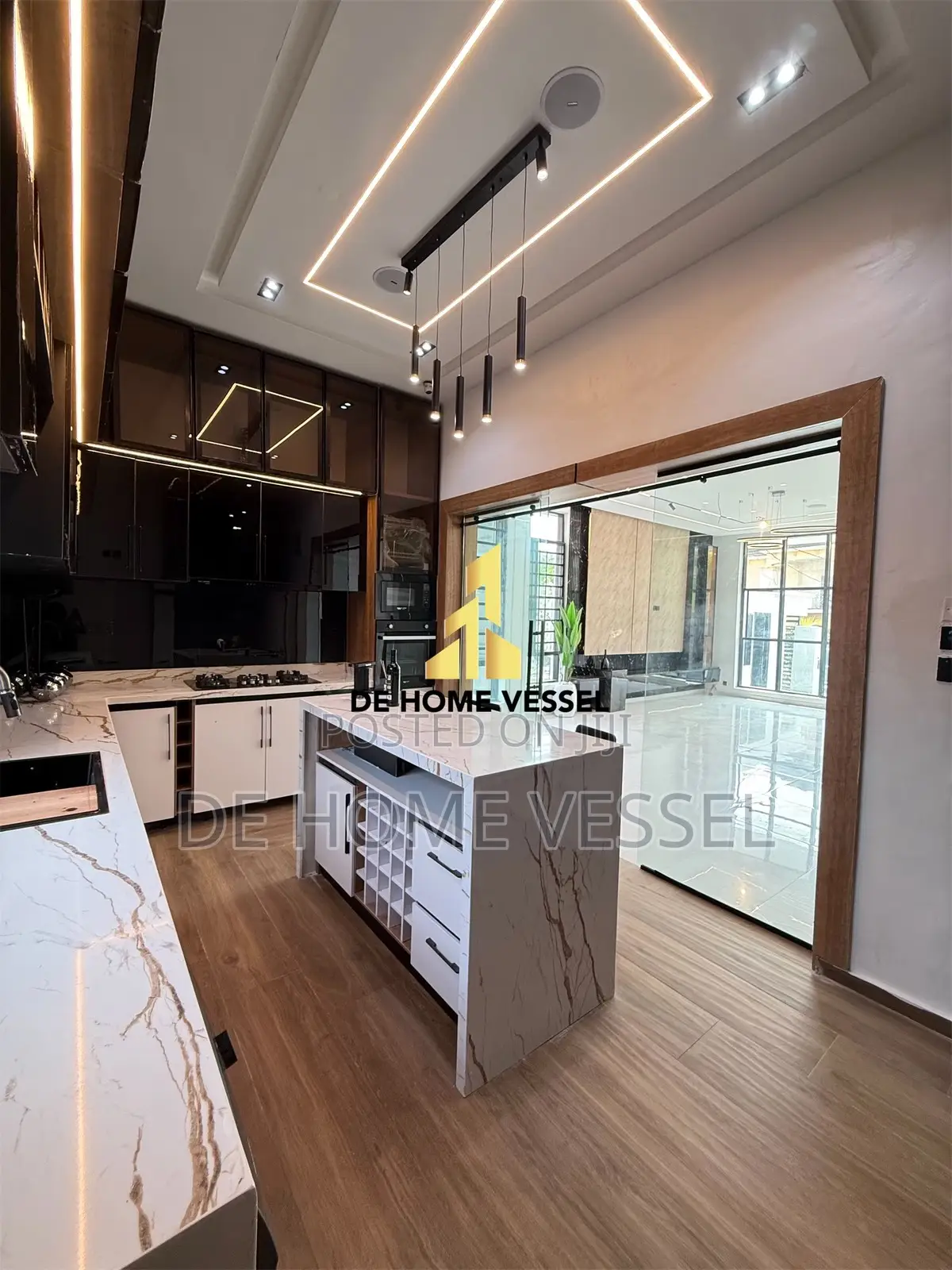 5bdrm Duplex in Sangotedo for sale