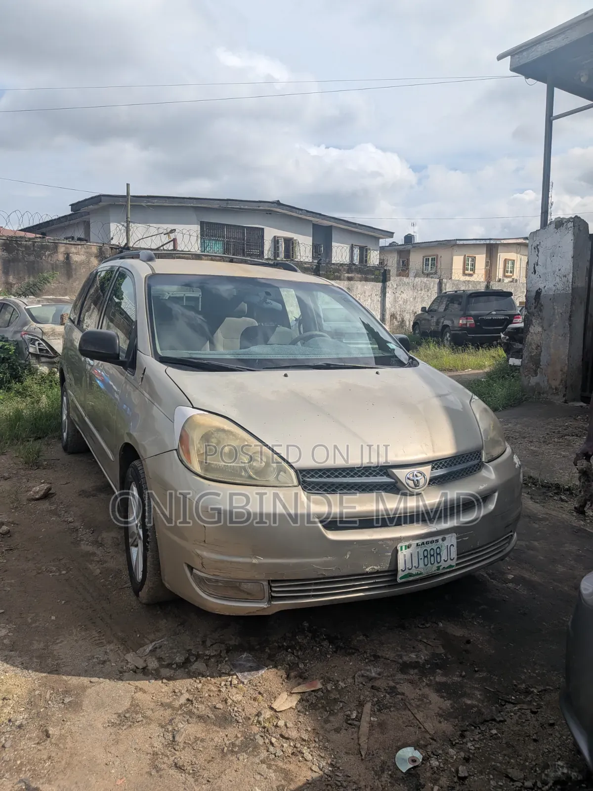 Toyota Sienna 2005 Gold