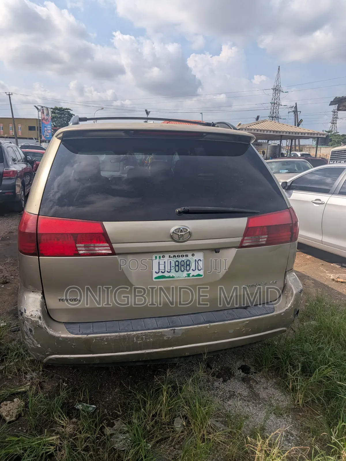 Toyota Sienna 2005 Gold