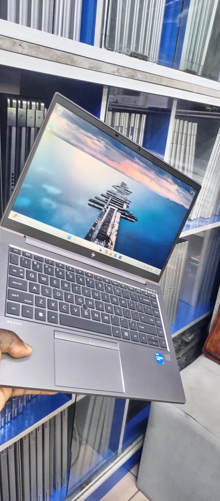 Laptop HP ZBook Firefly 14 G7 16GB Intel Core i5 SSD 256GB