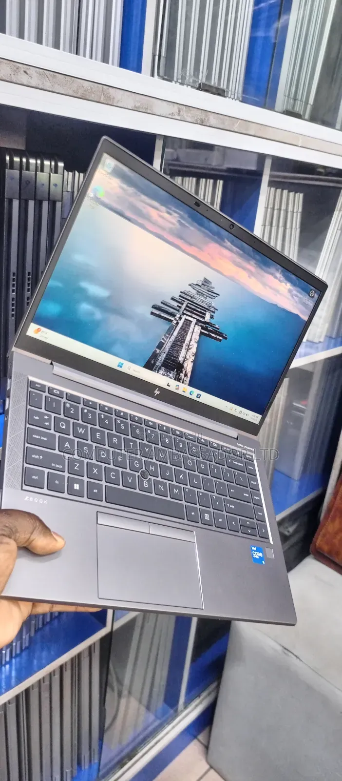 Laptop HP ZBook Firefly 14 G7 16GB Intel Core i5 SSD 256GB
