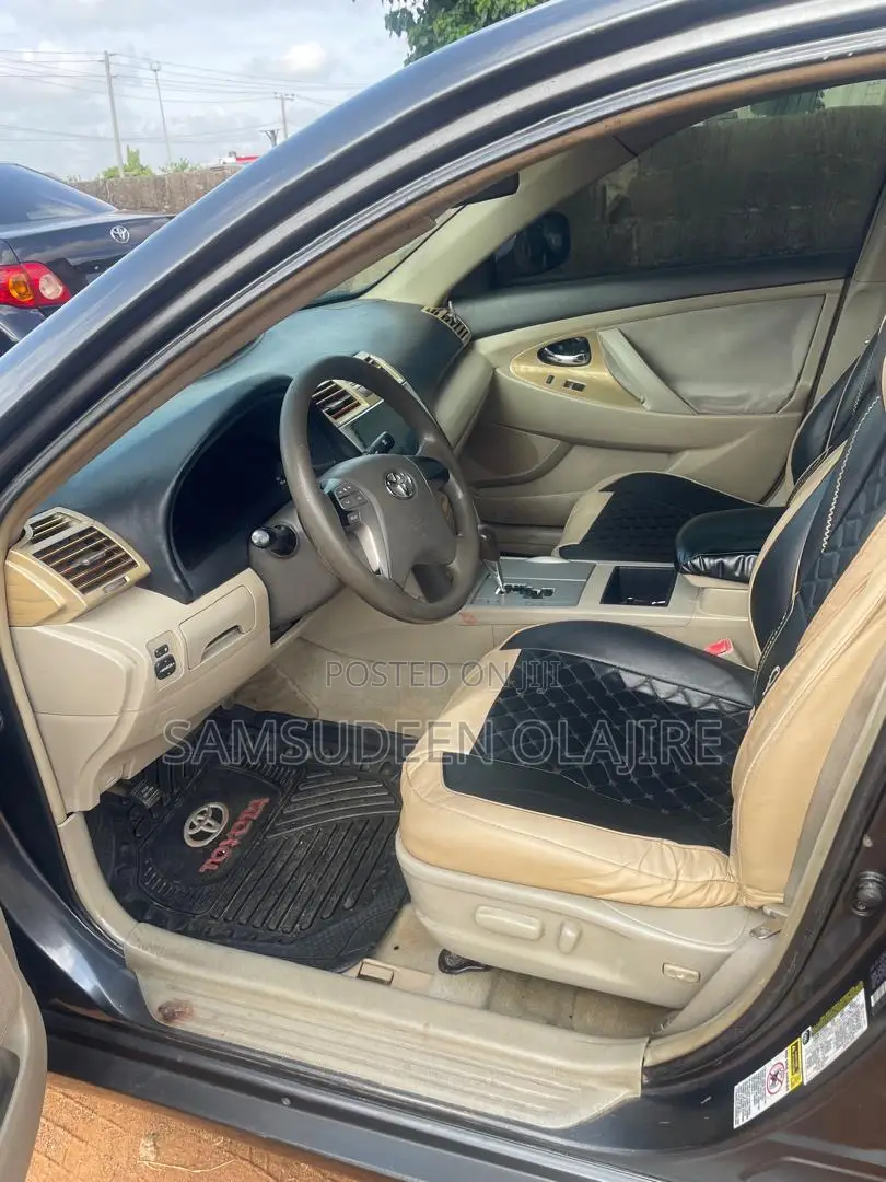 Toyota Camry 2008 Gray