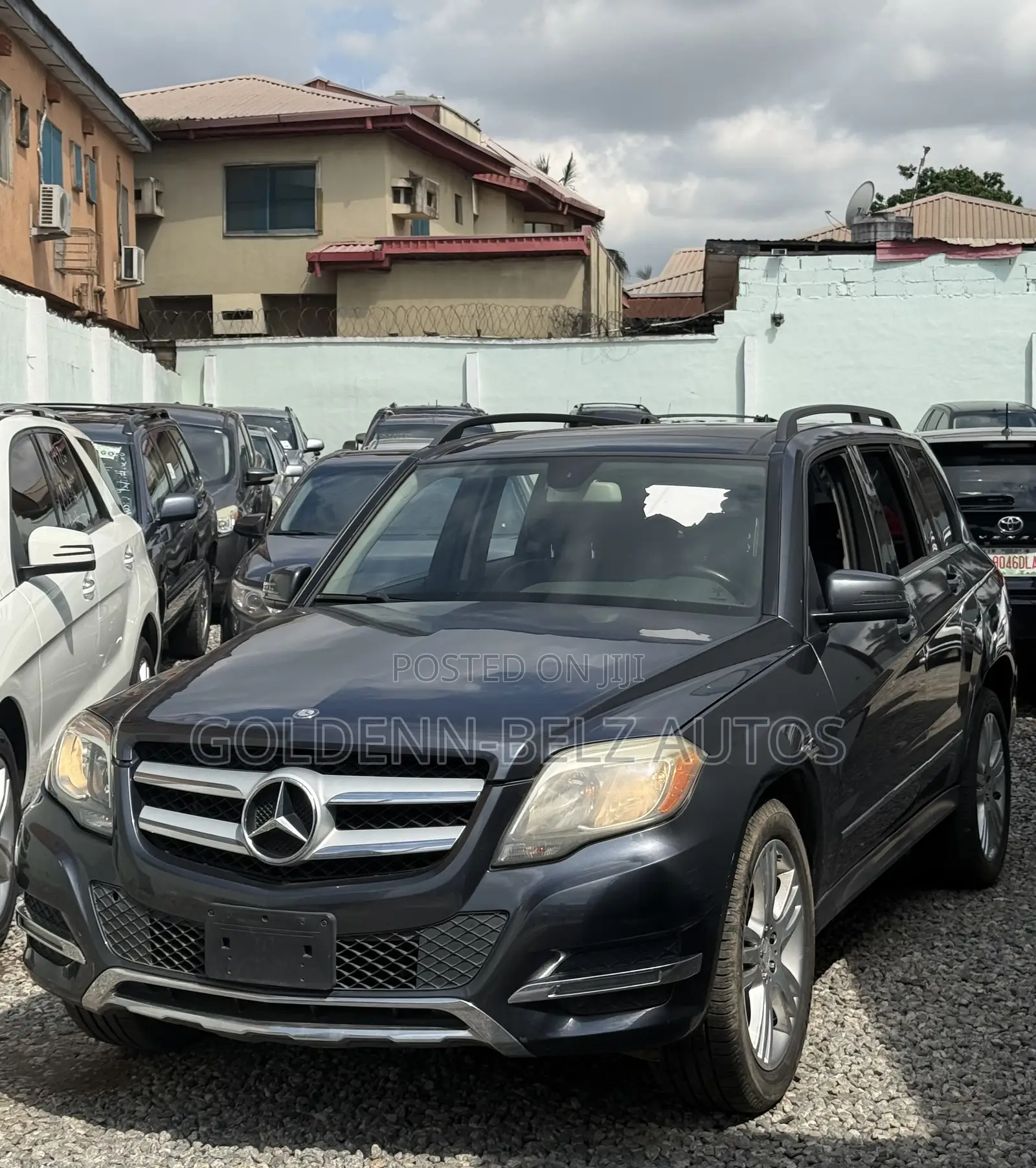 Mercedes-Benz GLK-Class Base GLK 350 4dr AWD 4MATIC (3.5L 6cyl 7A) 2015