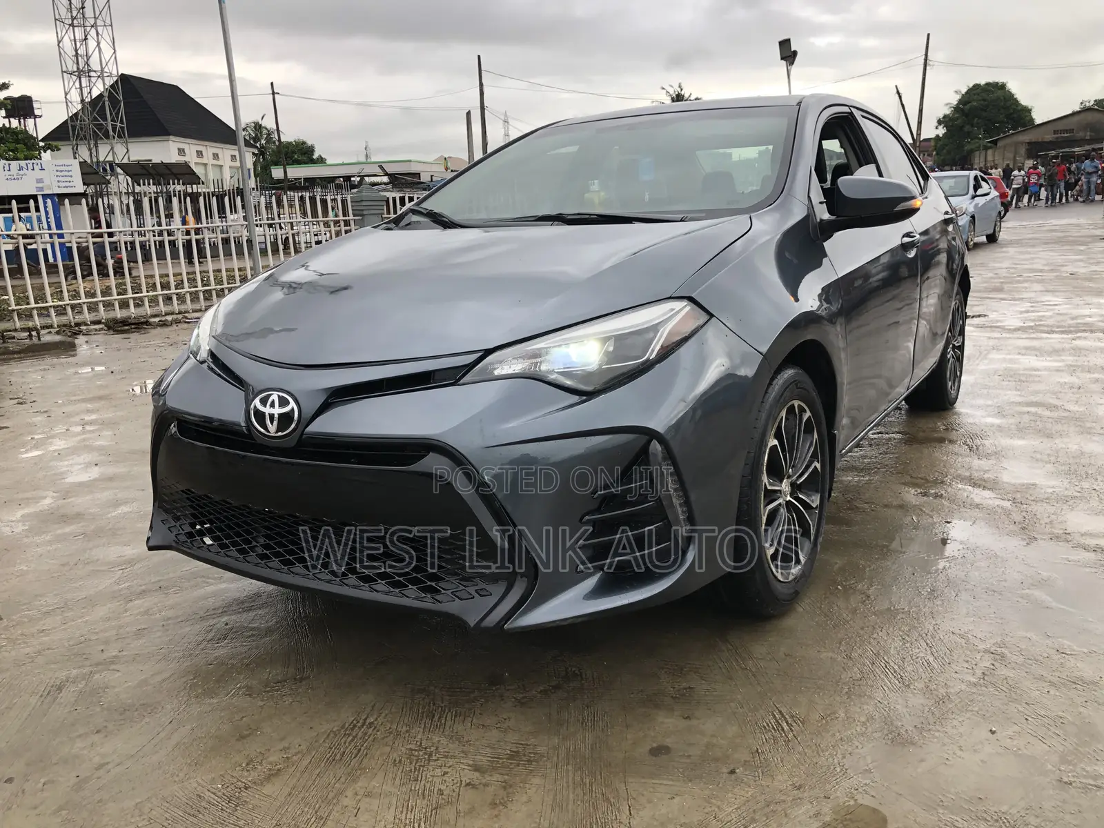 Toyota Corolla 2015 Gray