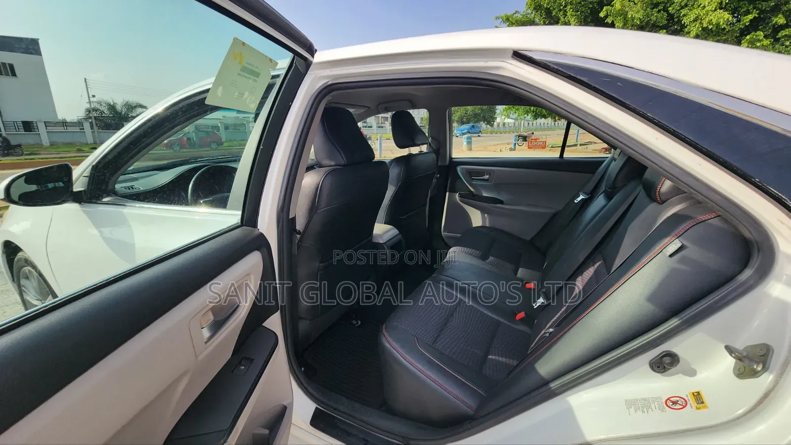 Toyota Camry 2015 White