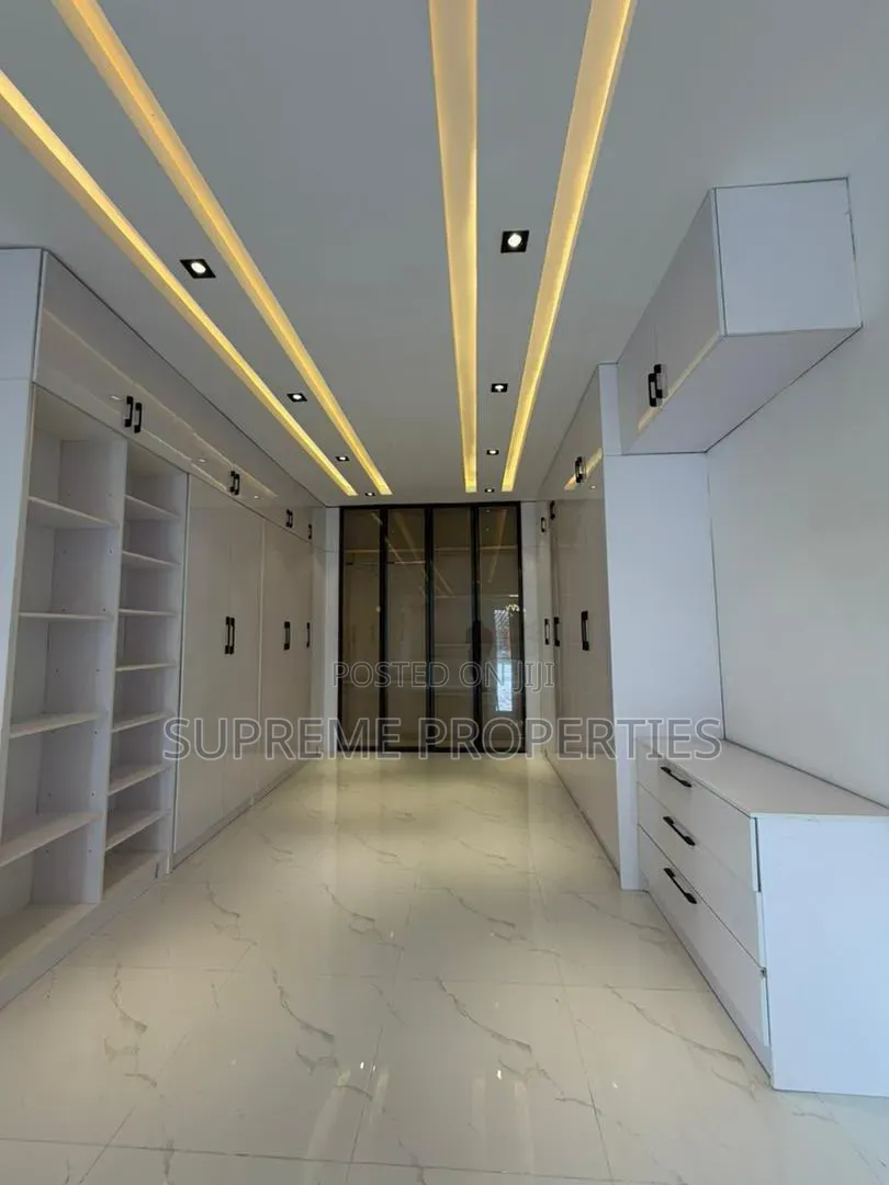 A Luxury 5 Bedrooms Detached Duplex Penthouse + Bq + 10kva Solar Inver