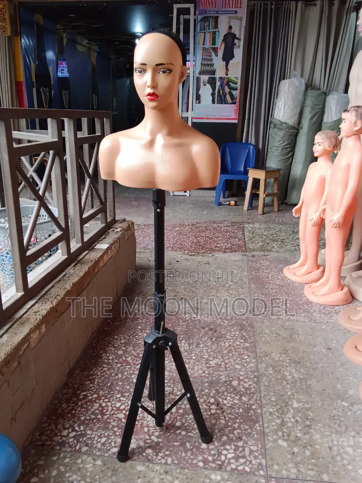 Wig Tripod Stand