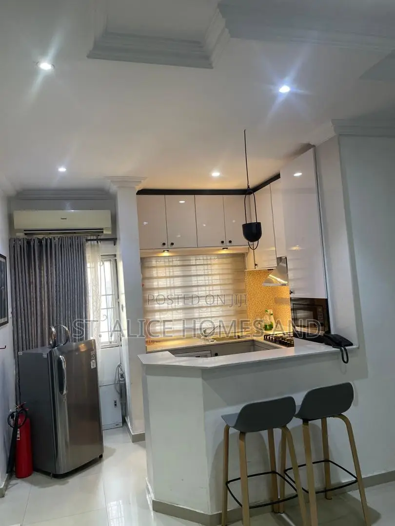 Azhara_biens Cozy 1 Bedroom Apartment, Gbagada, Lagos