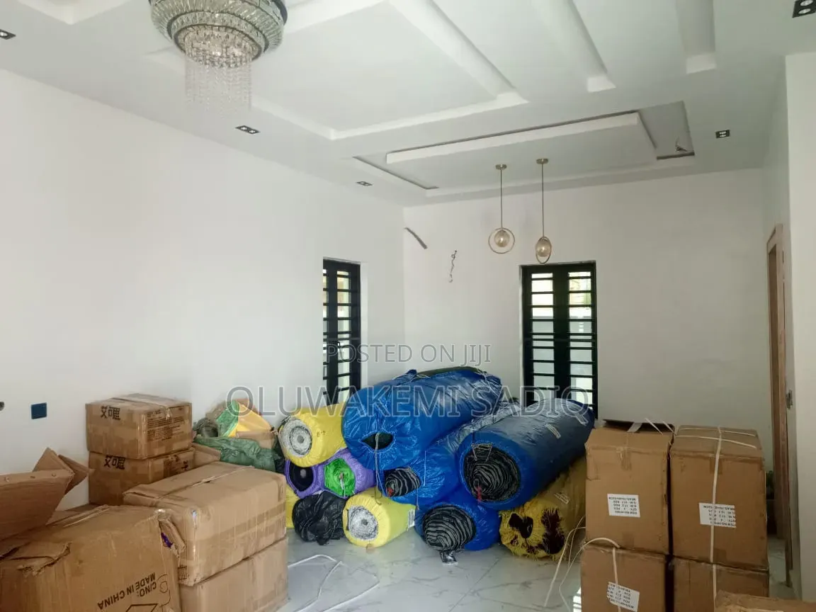 5bdrm Duplex in Ikeja for rent