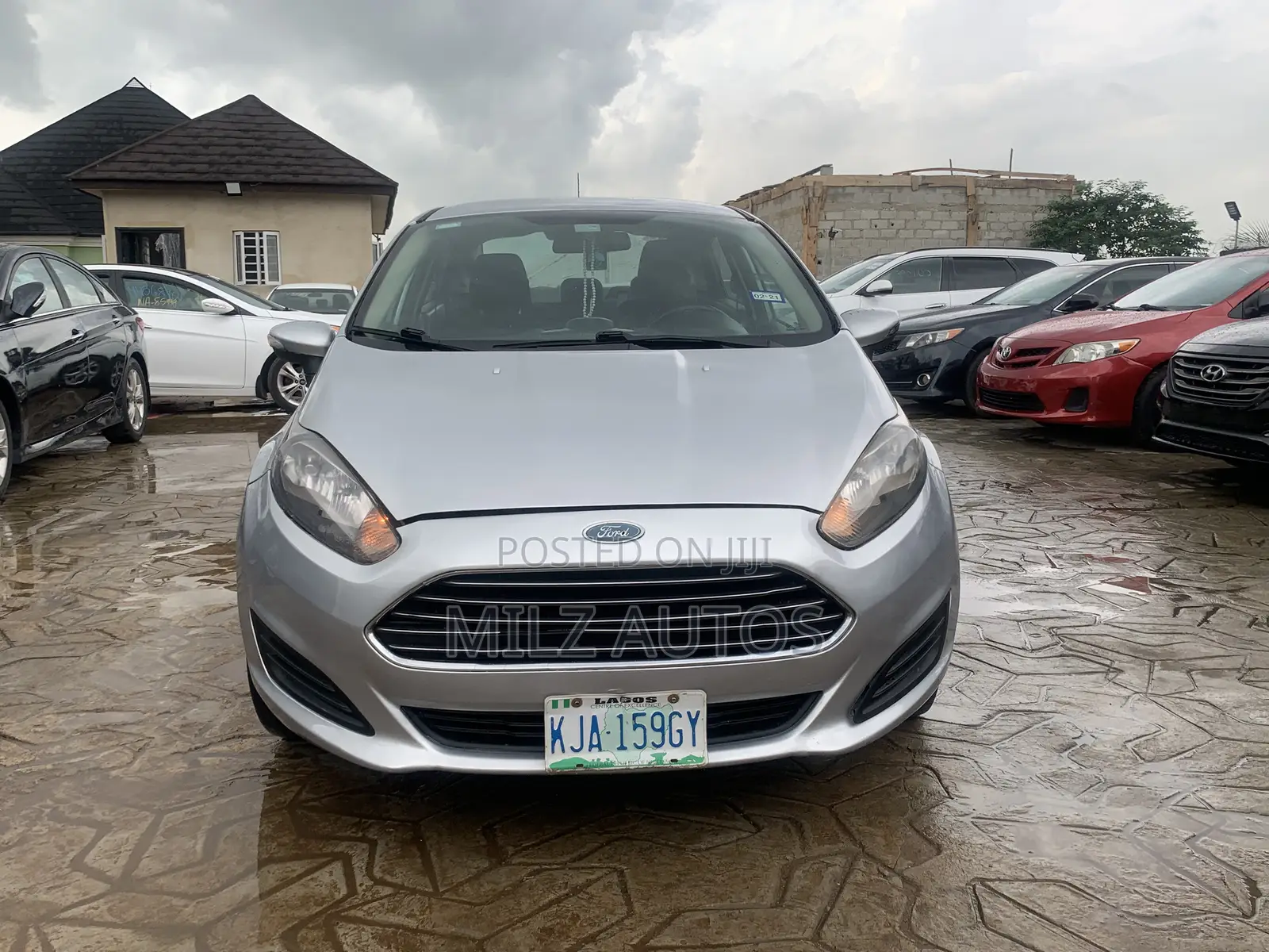 Ford Fiesta SE 4dr Sedan (1.6L 4cyl 5M) 2014 Silver