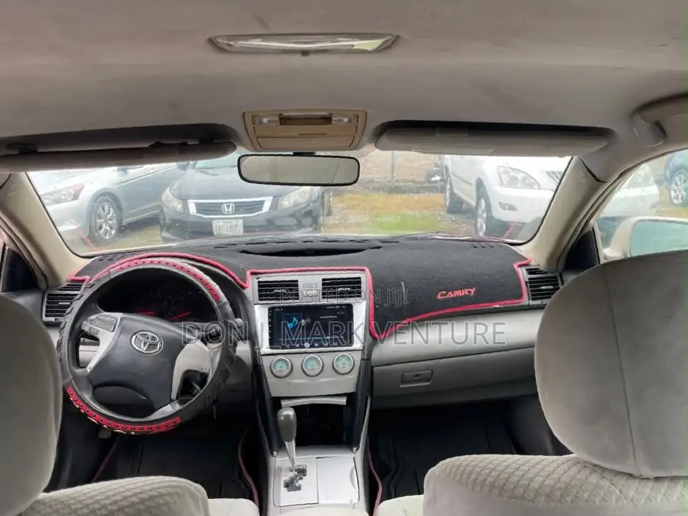 Toyota Camry 2008 Gold