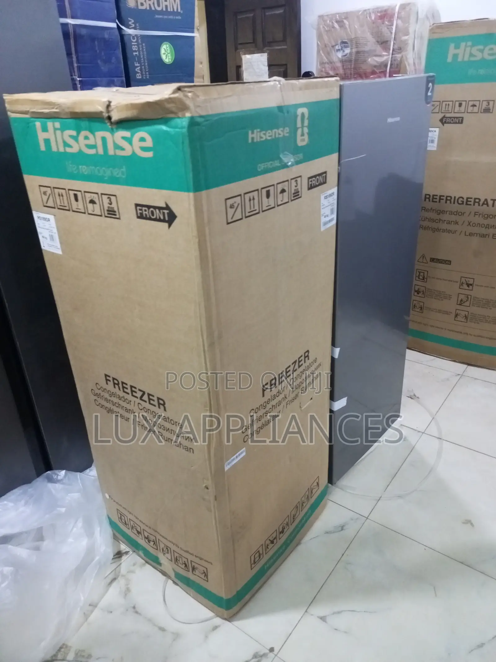Hisense 190l Upright Freezer With 6 Shelves