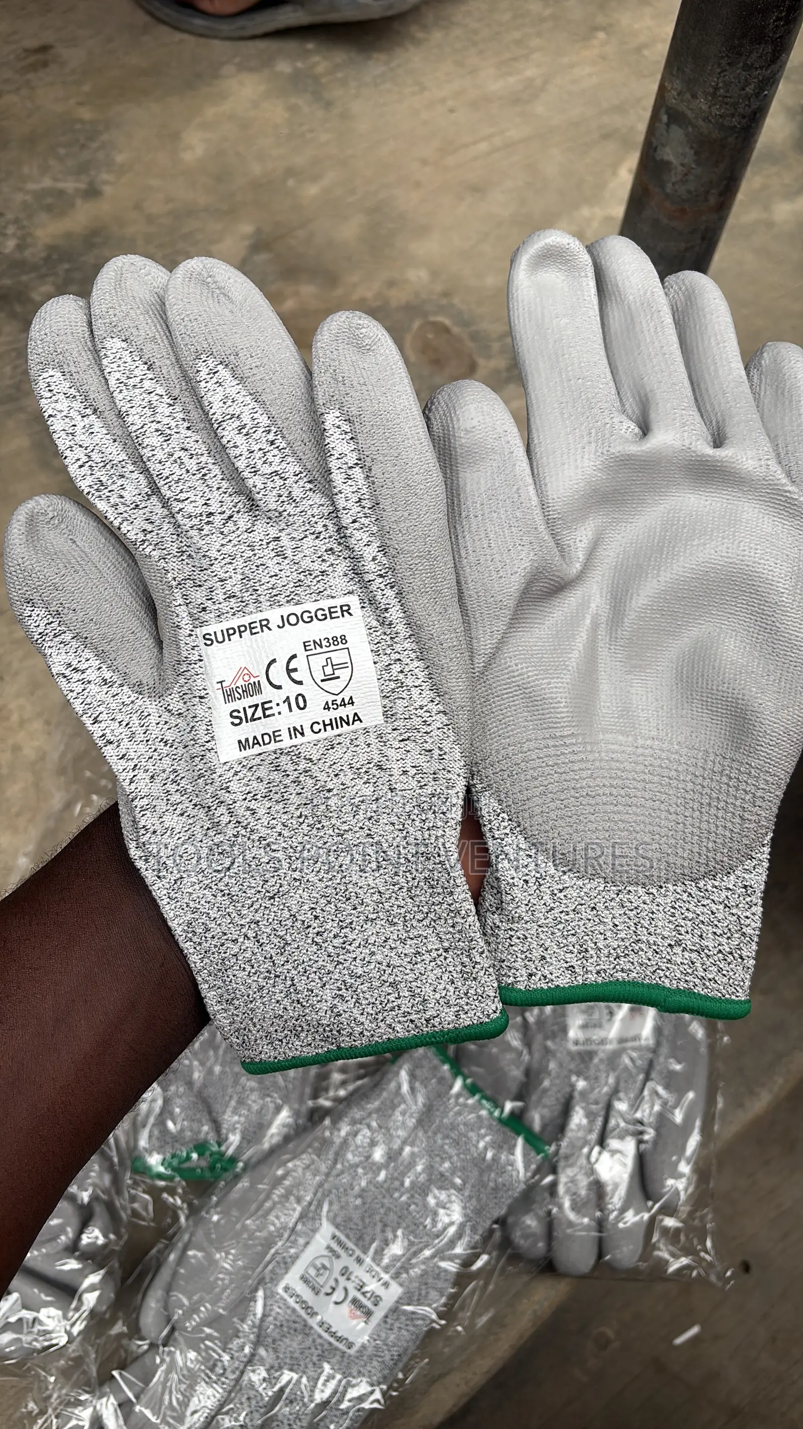Pu-Coated Cut-Resistant Safety Gloves