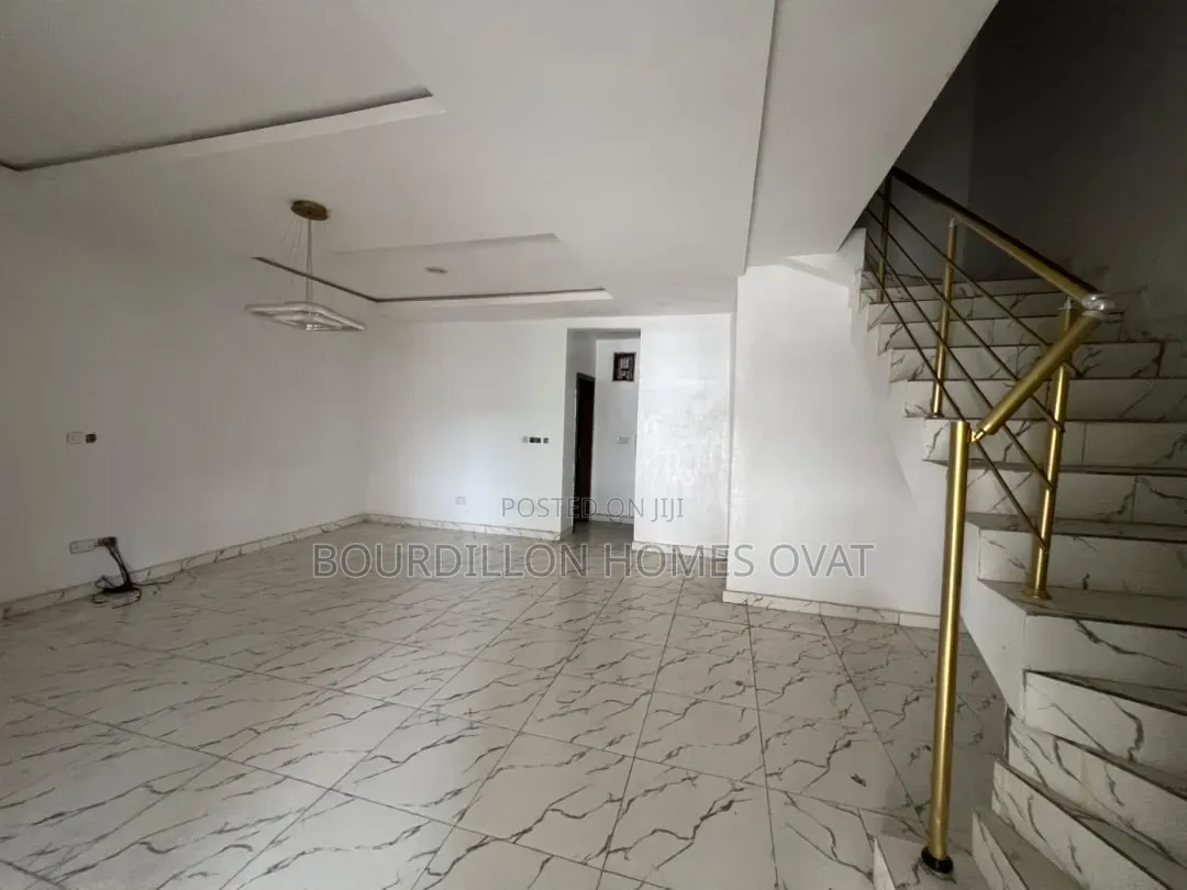 4bdrm Duplex in Orchid Lekki Lagos for sale
