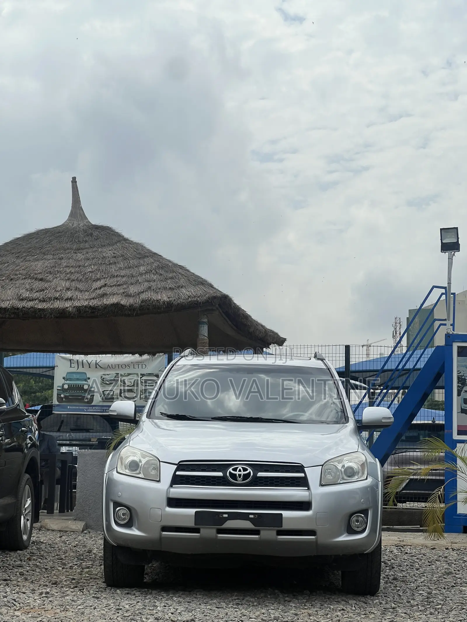 Toyota RAV4 2.5 2011 Silver