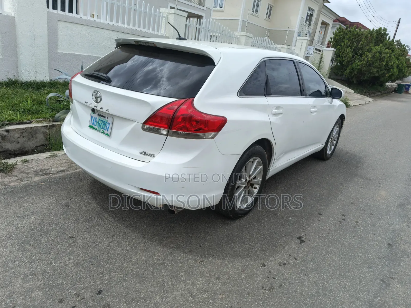 Toyota Venza 2009 White