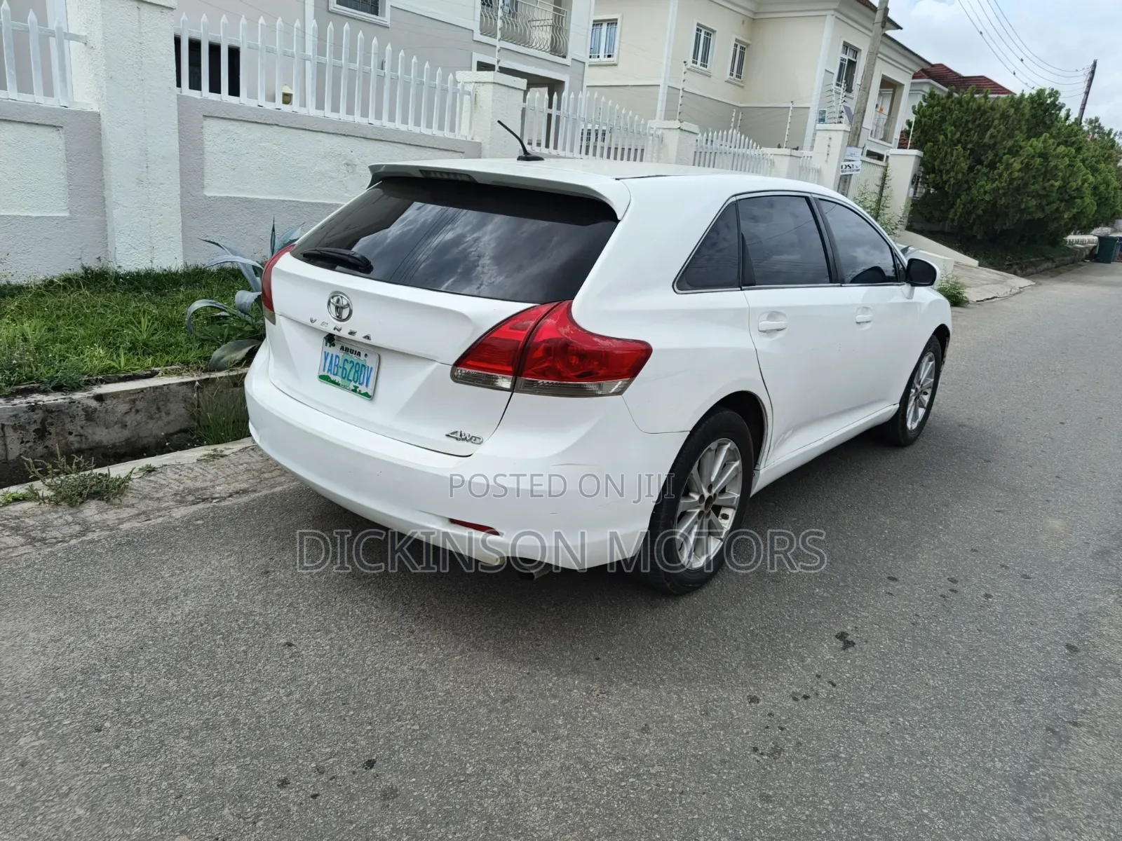 Toyota Venza 2009 White