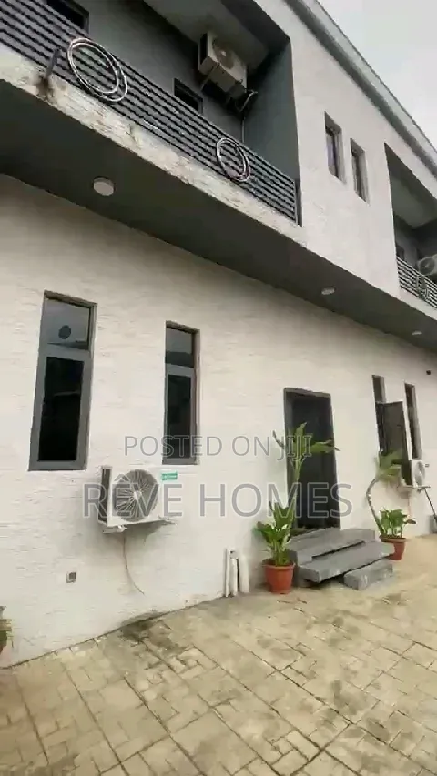 Furnished 2bdrm Block of Flats in Soluyi for rent