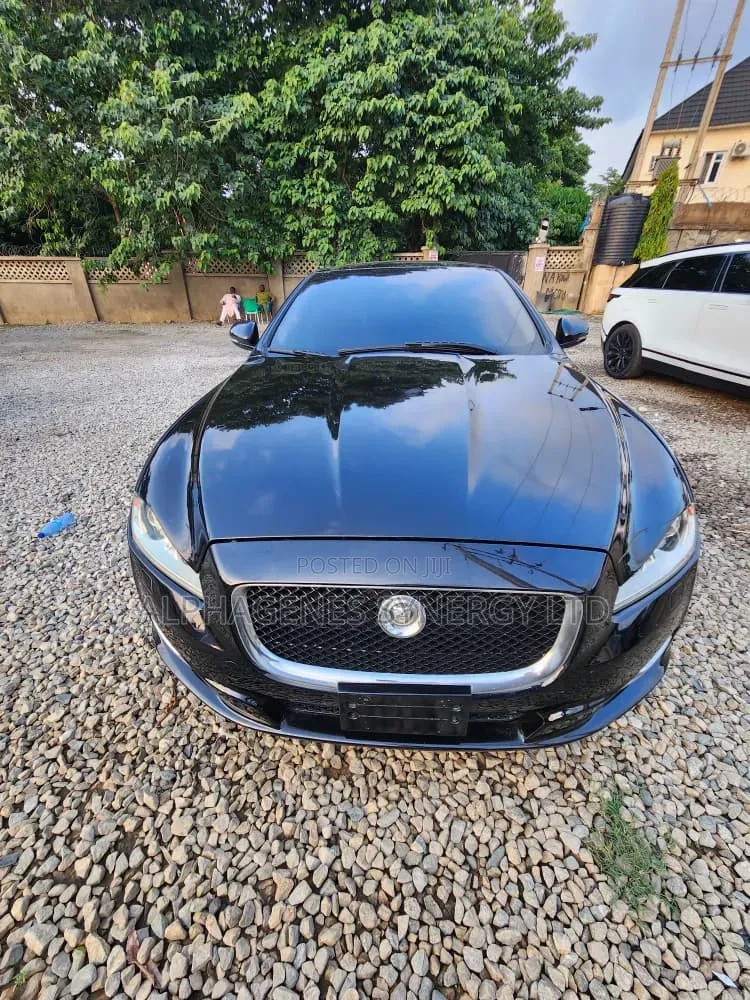 Jaguar XJ 2013 Black