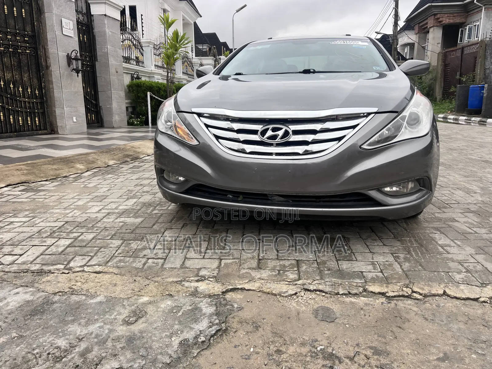 Hyundai Sonata SE Sedan FWD (2.4L 4cyl 6A) 2012 Gray