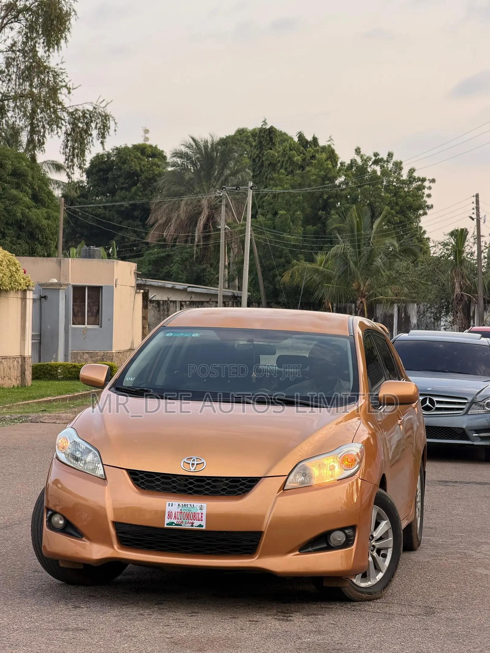 Toyota Matrix 2009 Orange