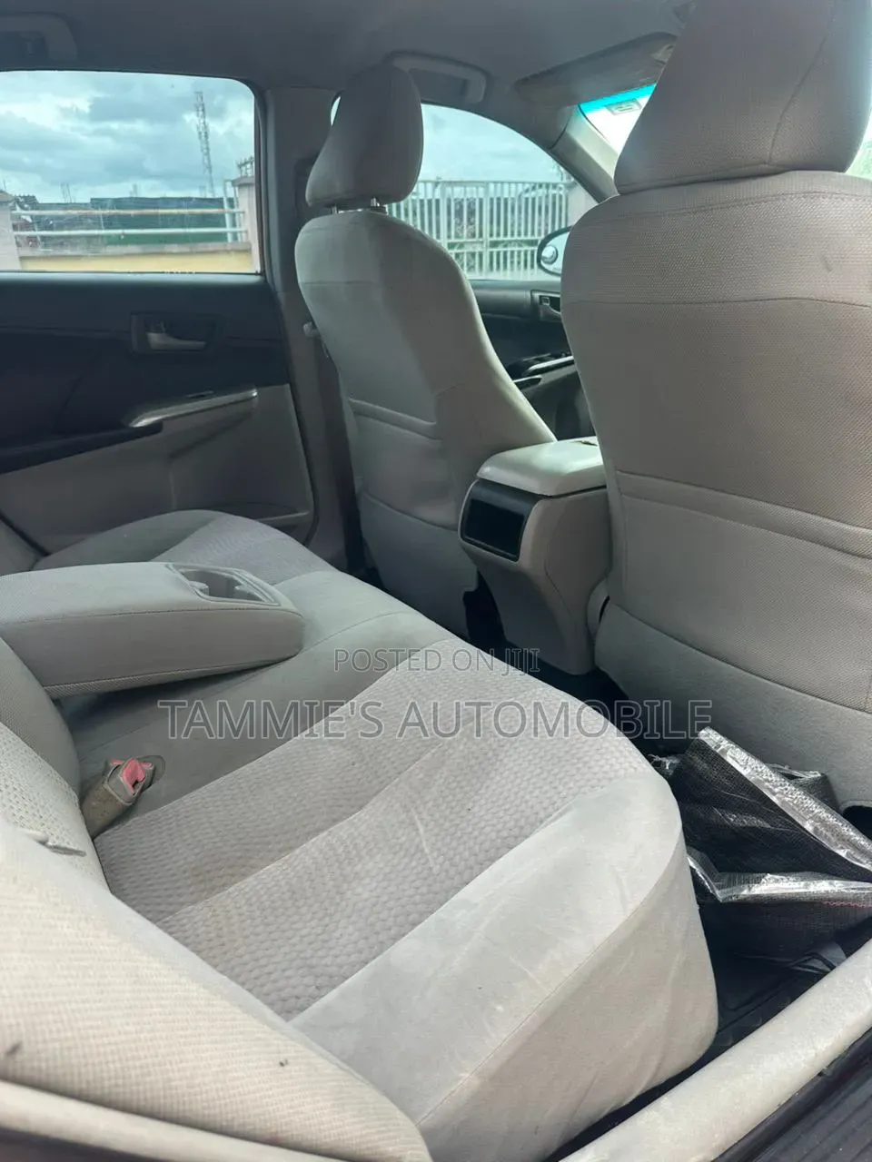 Toyota Camry LE 4dr Sedan (2.5L 4cyl 6A) 2013 Red