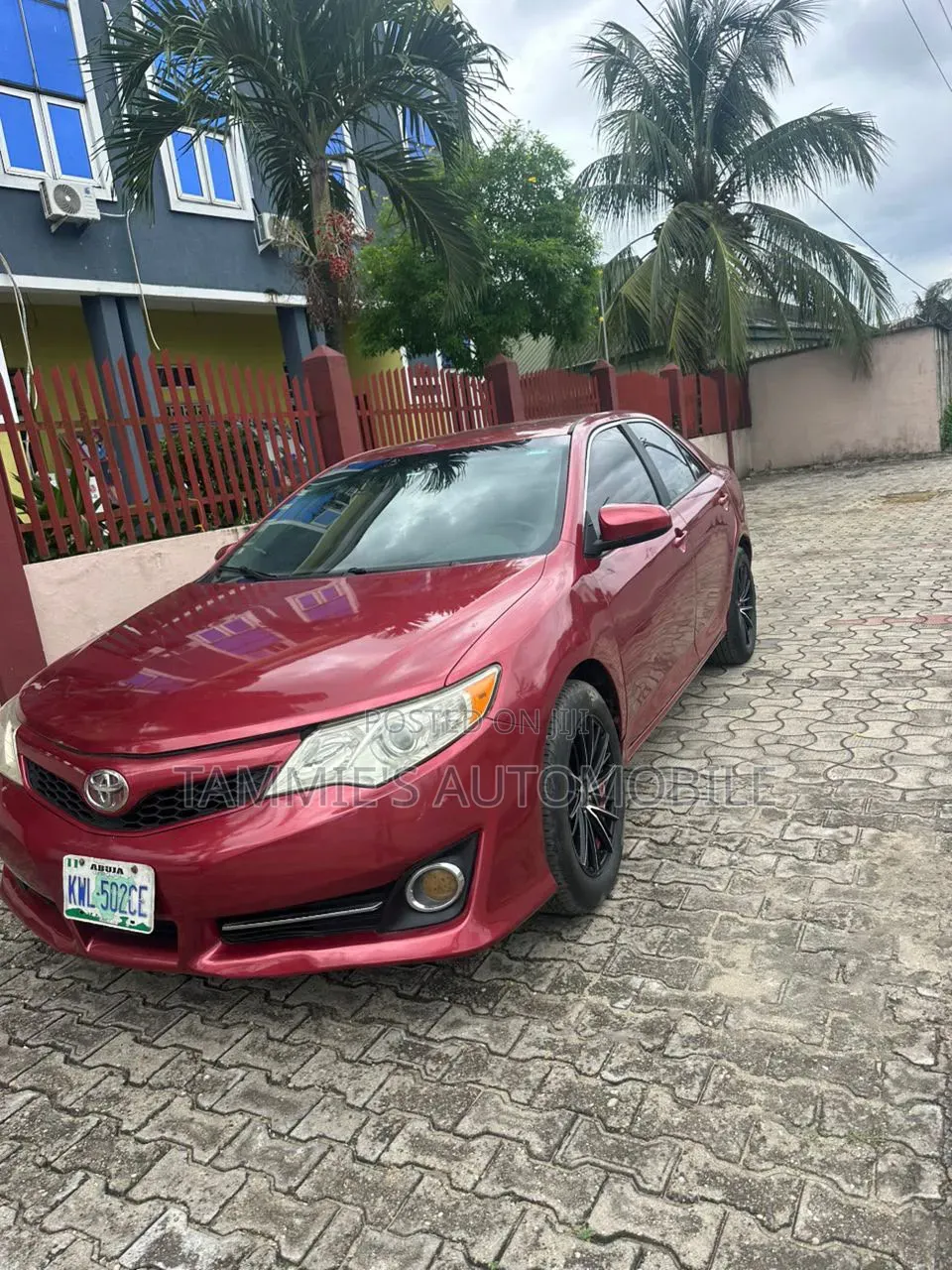 Toyota Camry LE 4dr Sedan (2.5L 4cyl 6A) 2013 Red