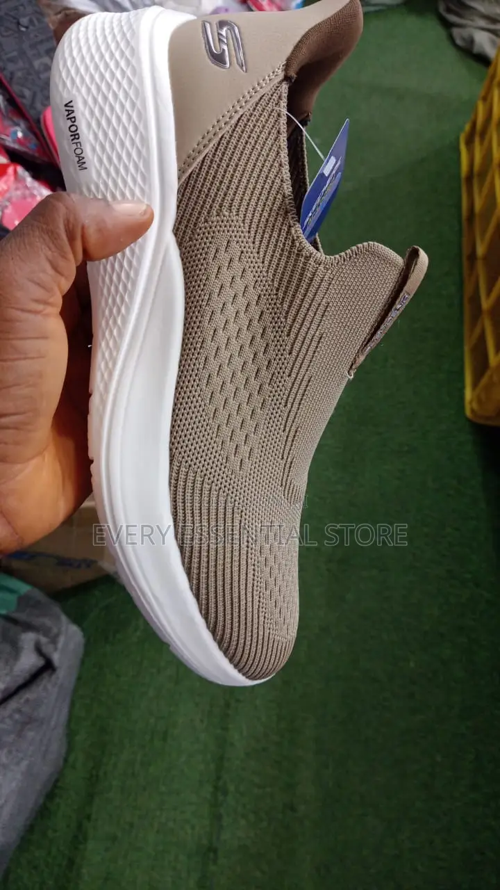 Skechers Vapor Foam Breatheable Sneakers With Soft Memory Foam Insole
