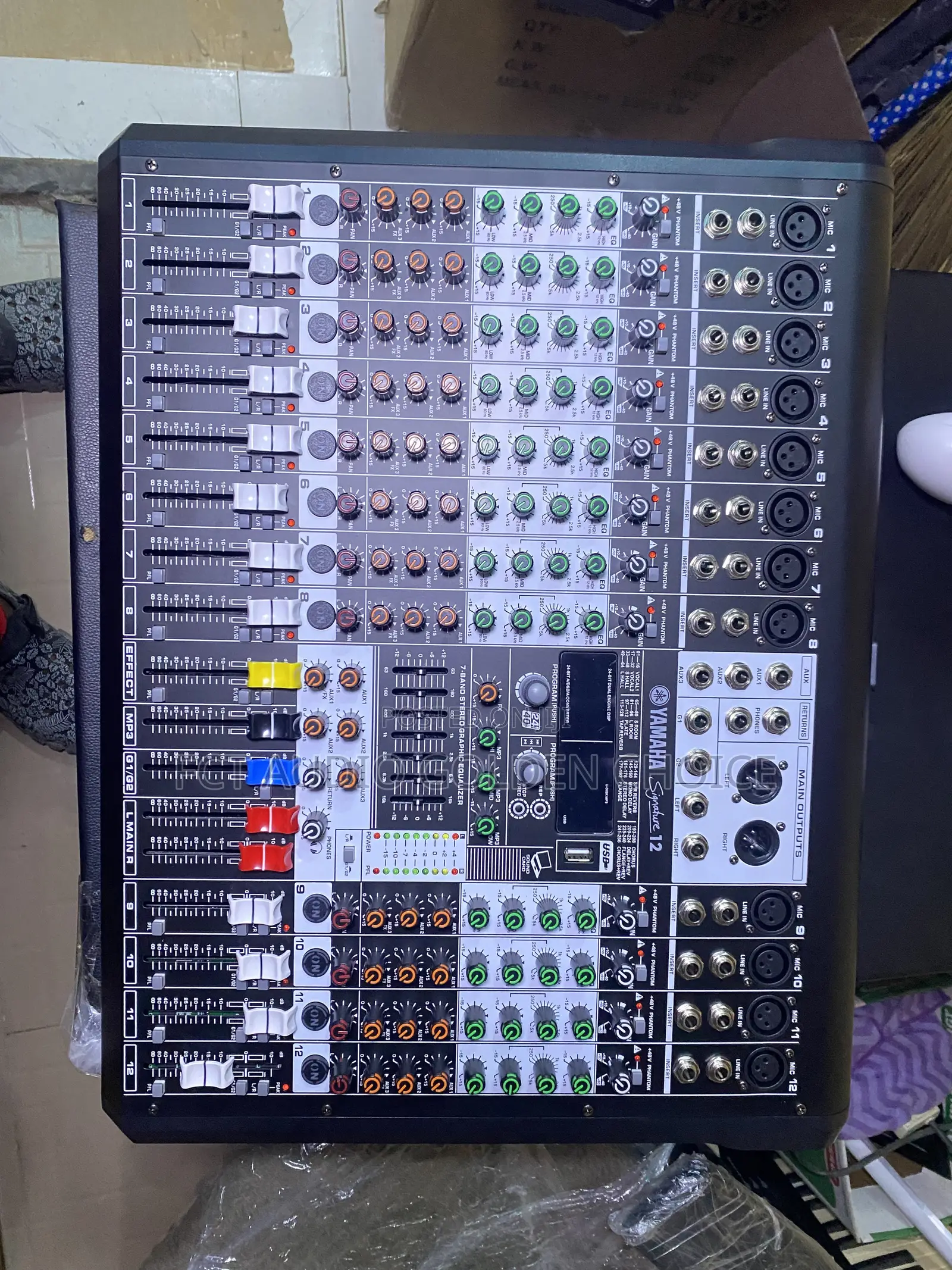 Yamaha 12 Ch Mixer