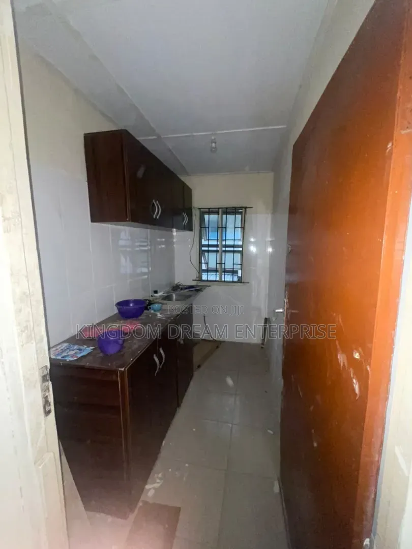 3bdrm Apartment in Aguda Surulere for rent