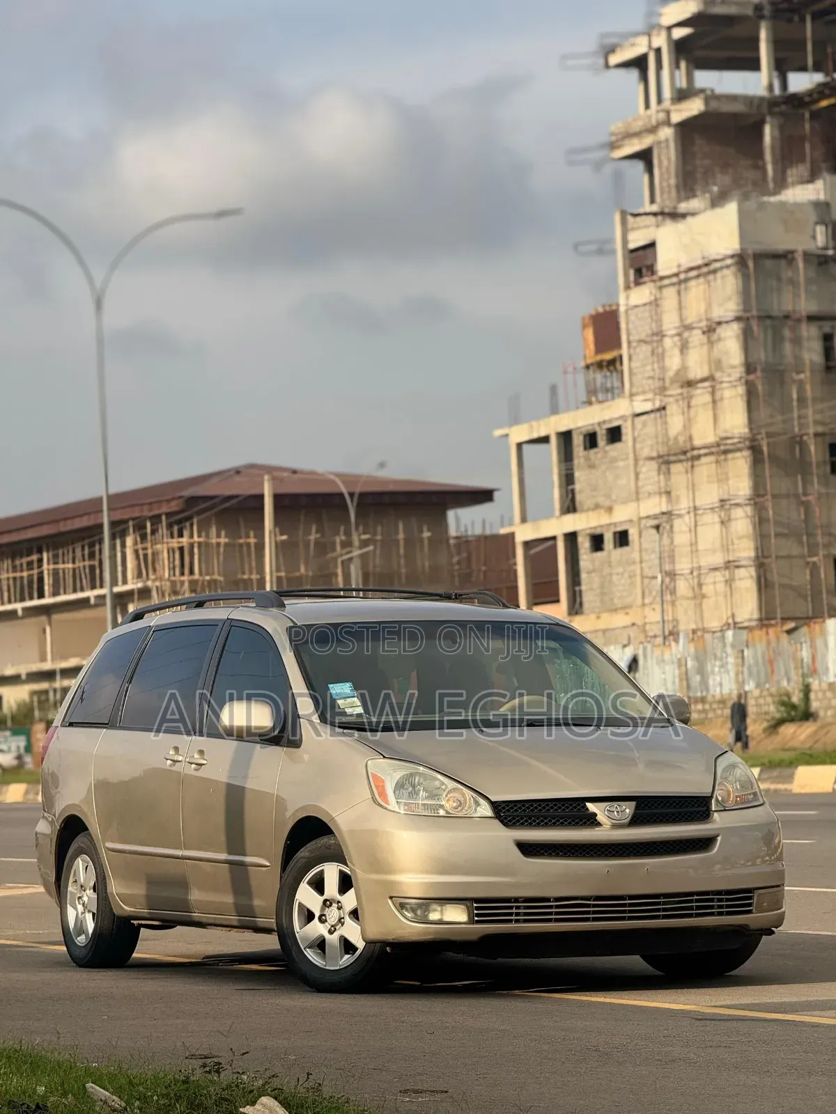 Toyota Sienna 2005 Gold