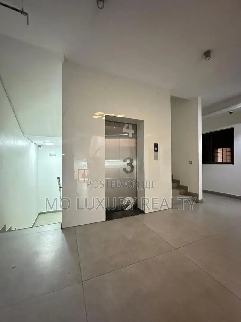 4bdrm Apartment in Banana Island for rent