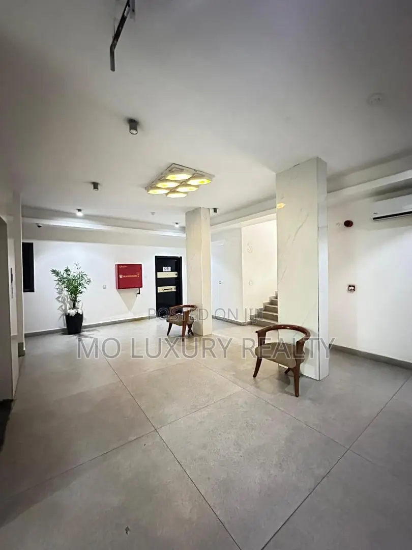 4bdrm Apartment in Banana Island for rent