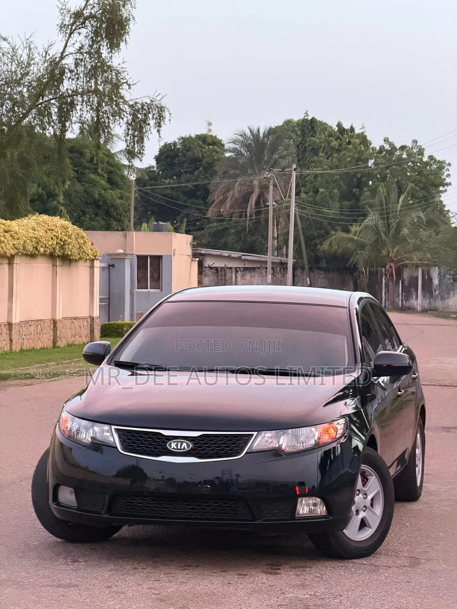Kia Cerato 2013 Black