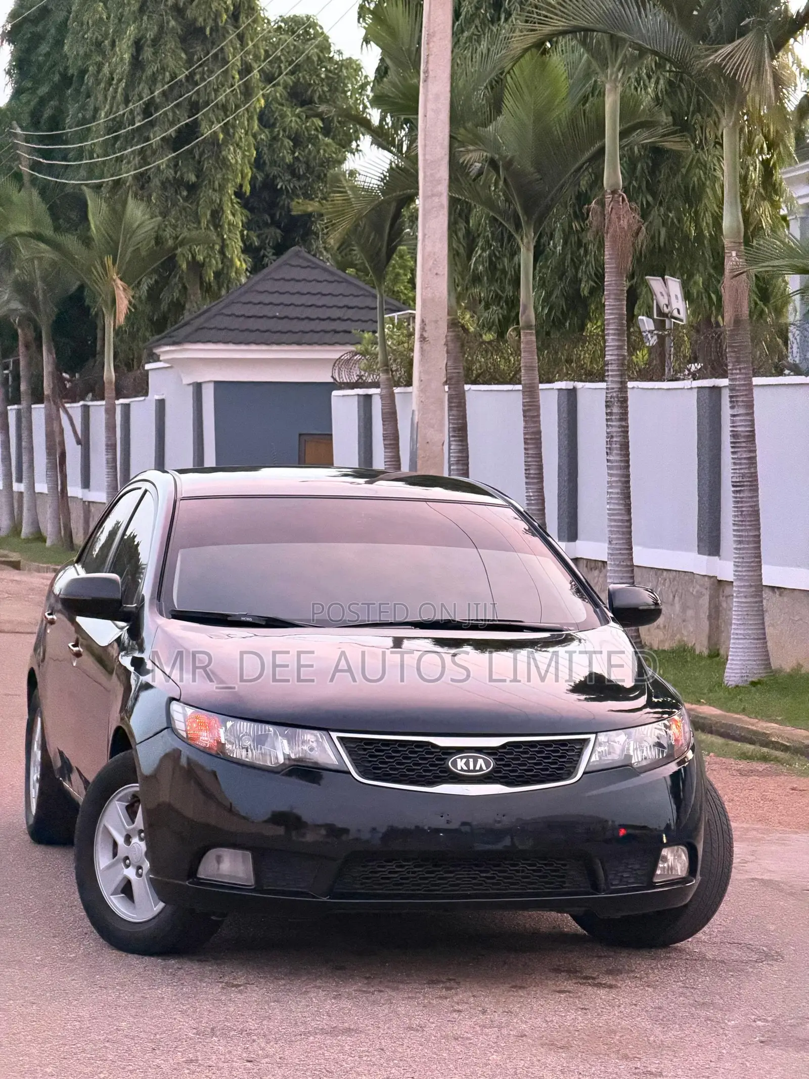 Kia Cerato 2013 Black