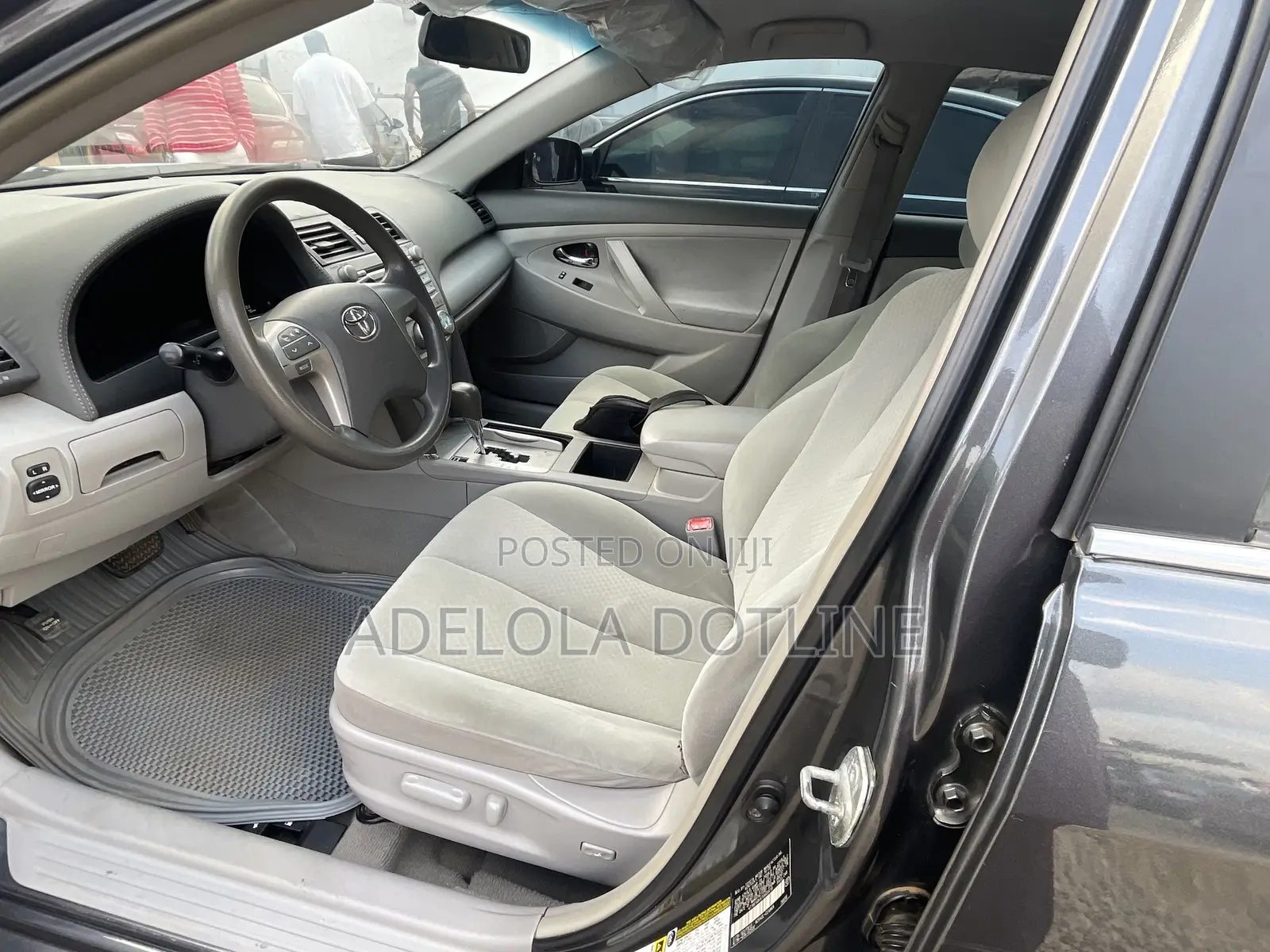 Toyota Camry LE 4dr Sedan (2.4L 4cyl 5A) 2008 Gray