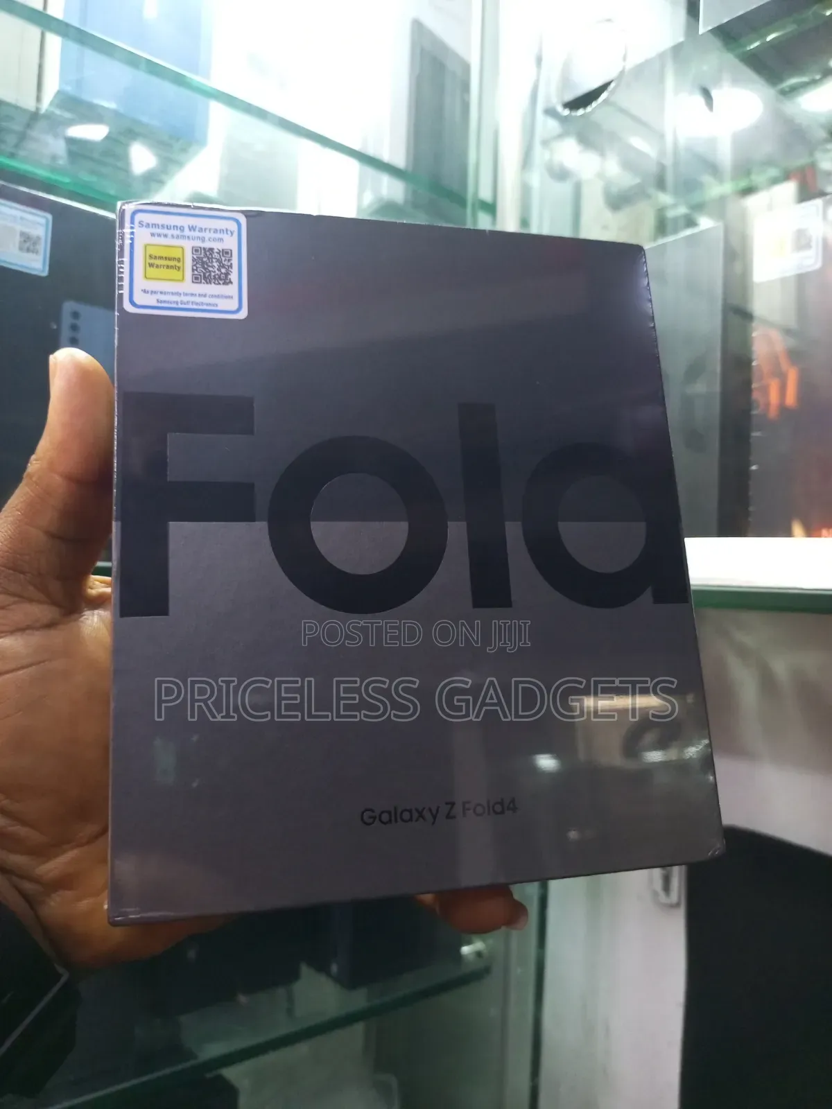 New Samsung Galaxy Z Fold4 512 GB Black