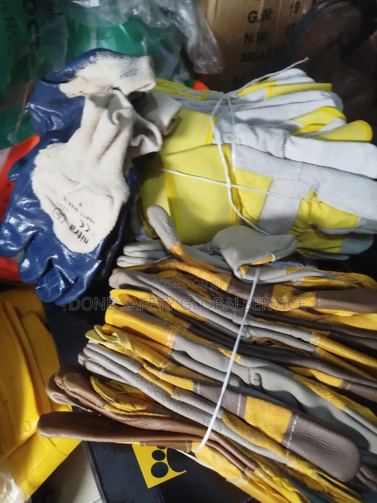 Combination Hand Gloves Is Available