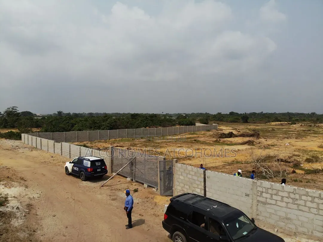 Estate Dry Land for Sale at Eleko