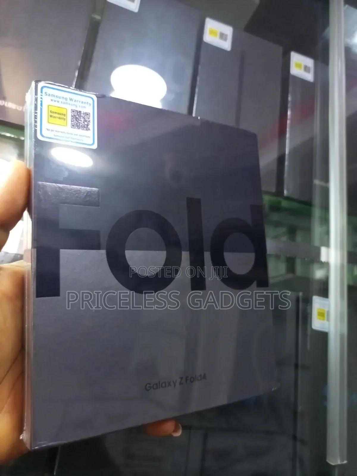New Samsung Galaxy Z Fold4 512 GB Silver
