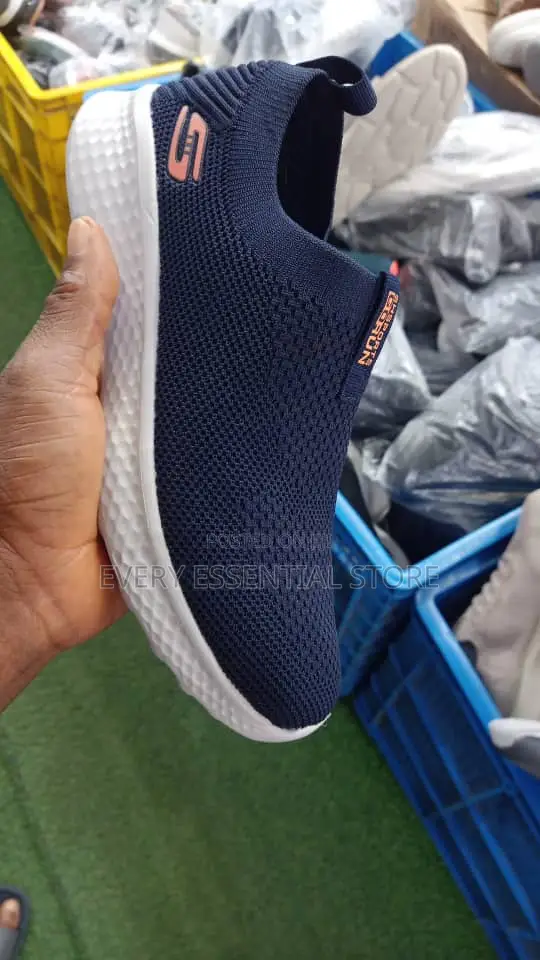 Premium Fashion Memory Foam Walk About Sneakers for All Day Comfort