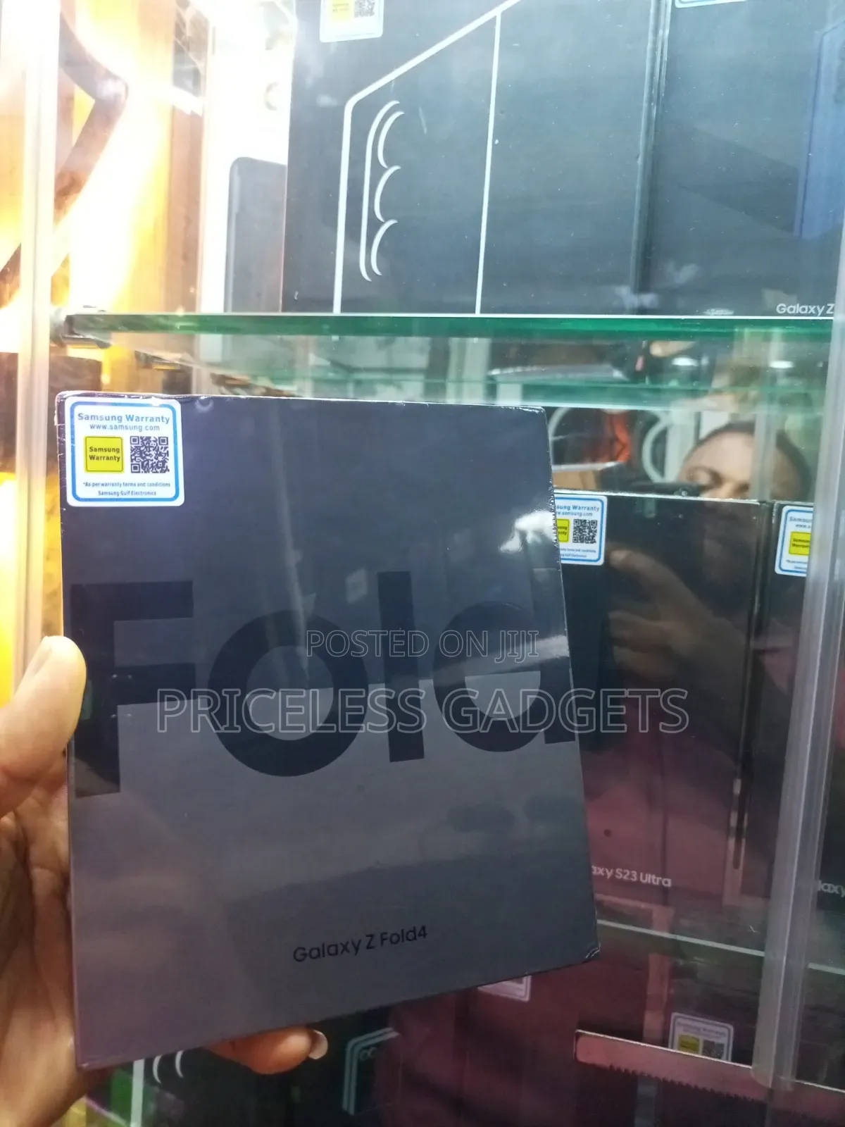 New Samsung Galaxy Z Fold4 256 GB Black
