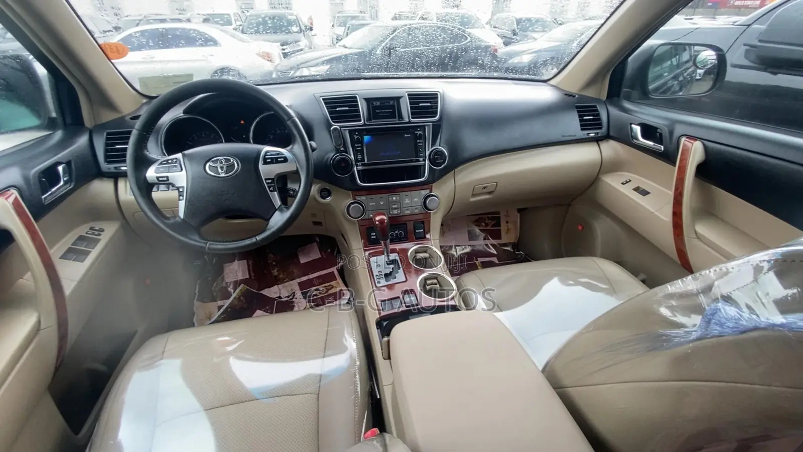 Toyota Highlander Limited 3.5l 4WD 2013 Black