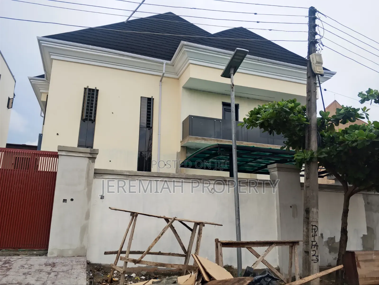 5bdrm Duplex in Omole Estate Phase I, Berger for sale