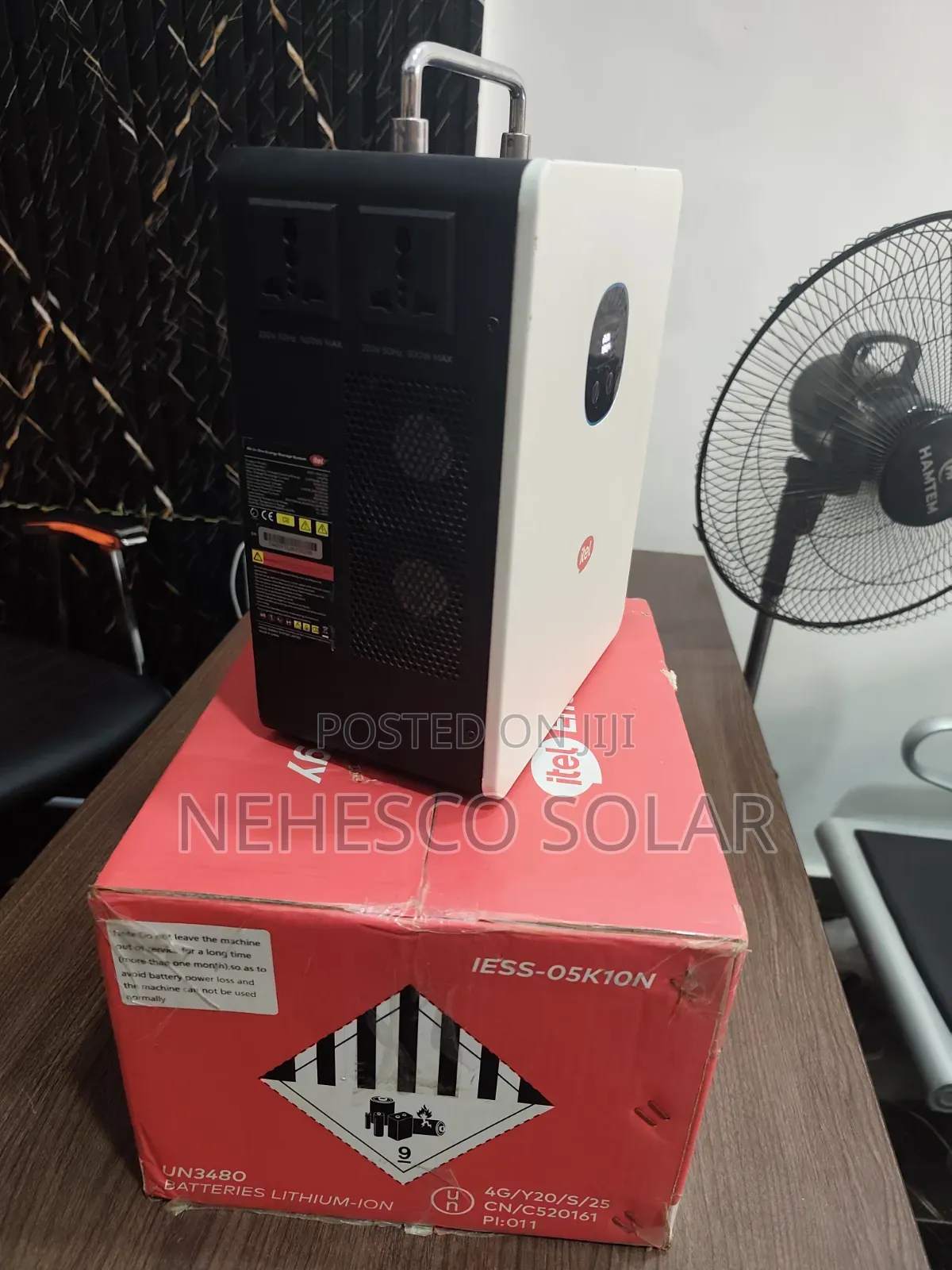 Easy-to-Carry Itel Solar Generator for Indoor Outdoor Use