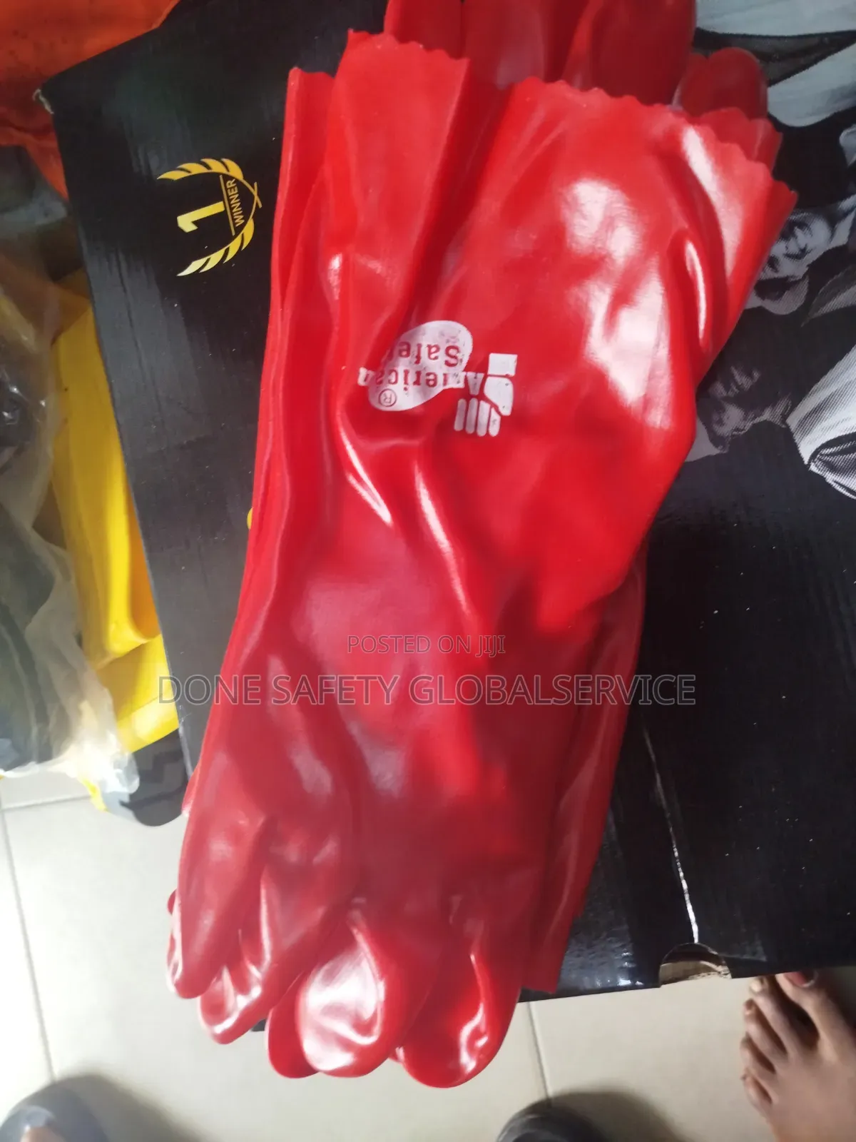 Rubber Hand Gloves Is Available