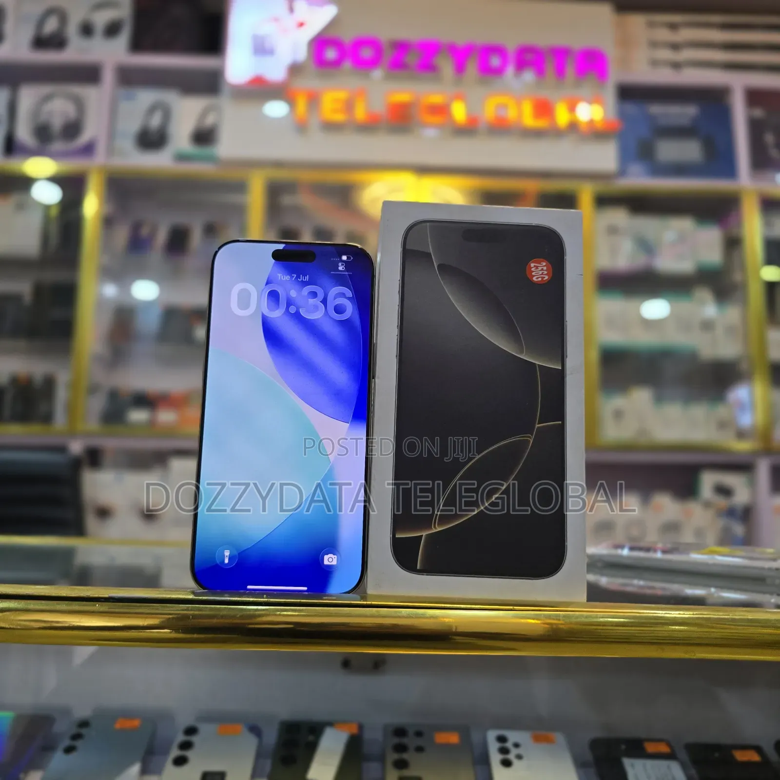 Apple iPhone 16 Pro Max 256 GB Silver