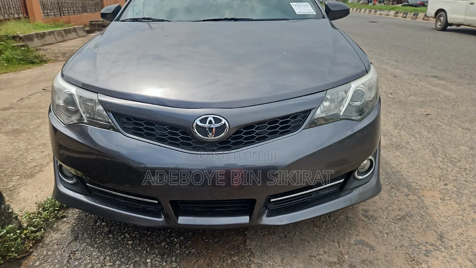 Toyota Camry SE 4dr Sedan (2.5L 4cyl 6A) 2014 Gray