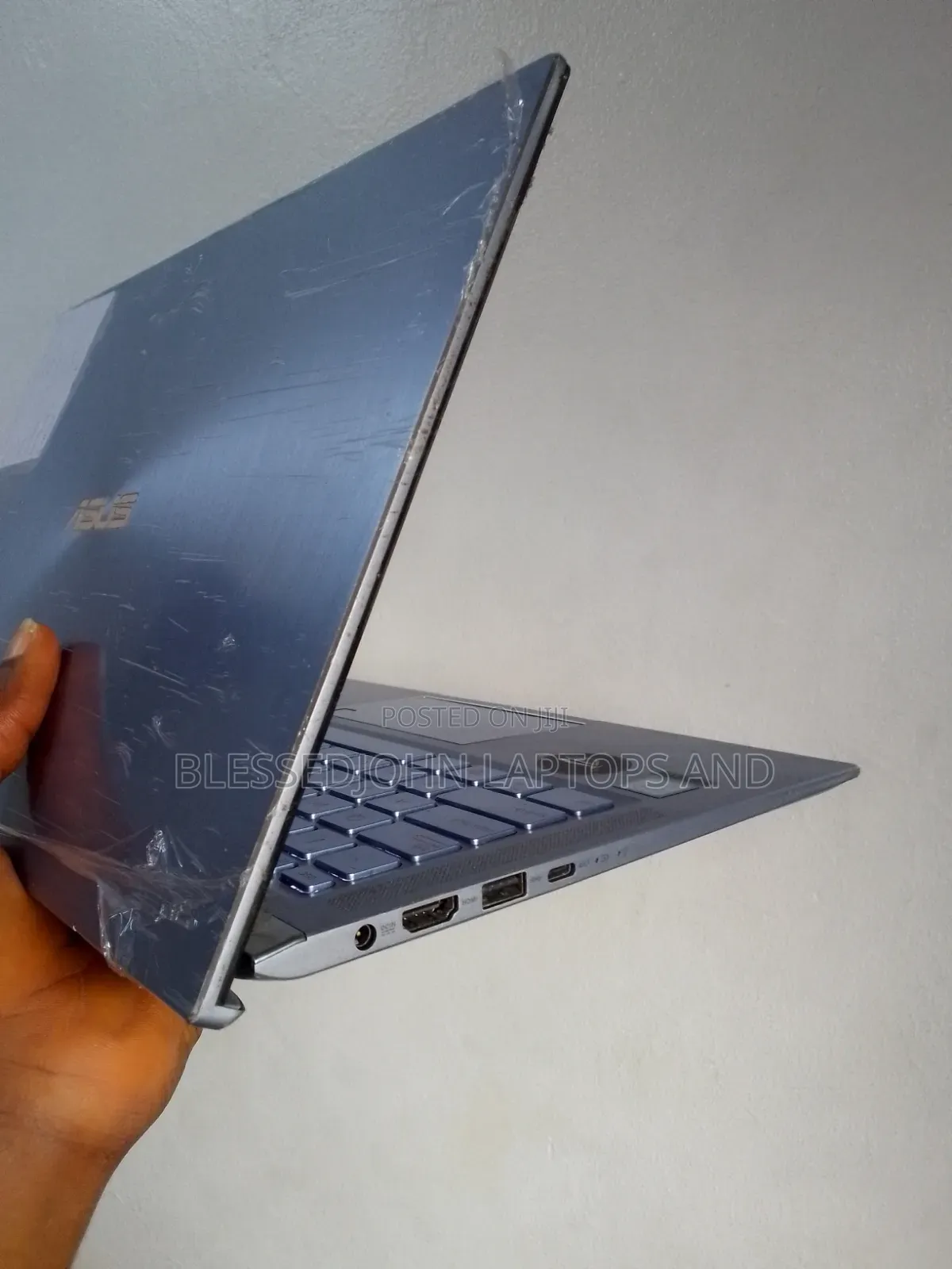 Laptop Asus ZenBook UX430UA 8GB Intel Core i5 SSD 256GB