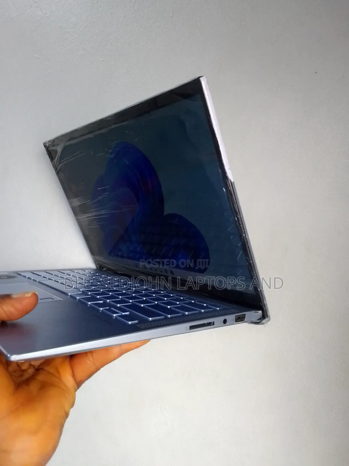 Laptop Asus ZenBook UX430UA 8GB Intel Core i5 SSD 256GB